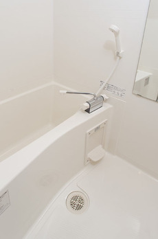 レジディア四谷三丁目 