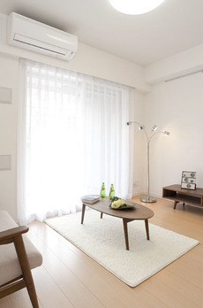 レジディア四谷三丁目 