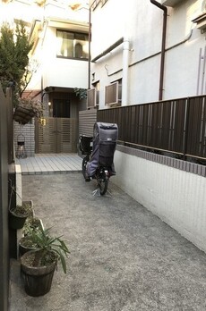 東中野4丁目貸家 