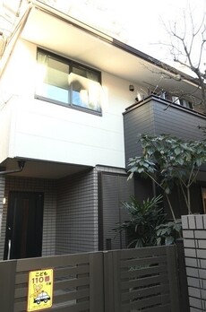 東中野4丁目貸家 
