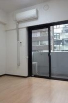 Momon Residence 