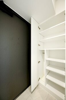 ドゥーエ西小山 