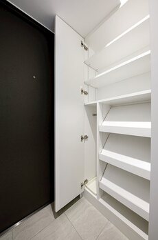 ドゥーエ西小山 