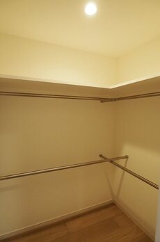 レジディア上野池之端 