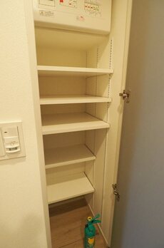 レジディア上野池之端 