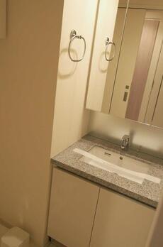 ディームス麻布狸穴町 