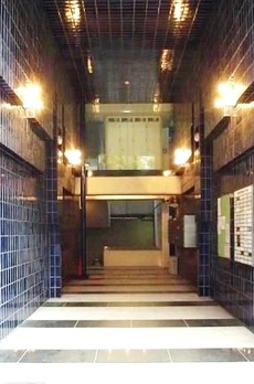 ラミアール赤坂 