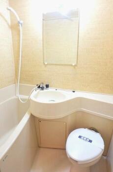 ラミアール赤坂 