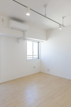 コンフォリア芝浦バウハウス 