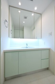 カテリーナ三田タワースイート　ウエストアーク 