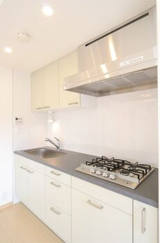 レジディア三軒茶屋 