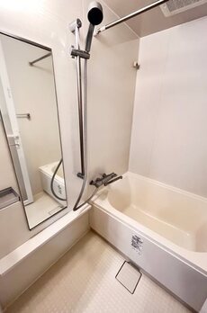 レジディア三軒茶屋Ⅲ 