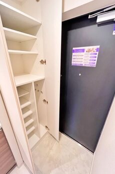 レジディア三軒茶屋Ⅲ 