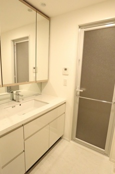 ローレルタワールネ浜松町 