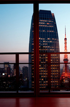 パークキューブ愛宕山タワー 