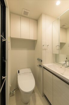 クレヴィアリグゼ世田谷松陰神社前 