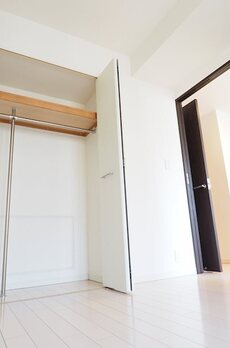 レジディア神田岩本町 