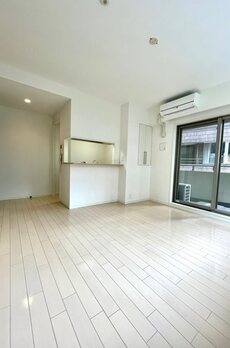 レジディア神田岩本町 