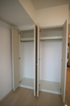 プラウドフラット新宿河田町 