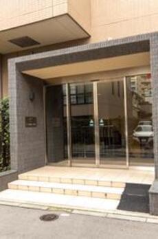 コートレアル三田綱町 