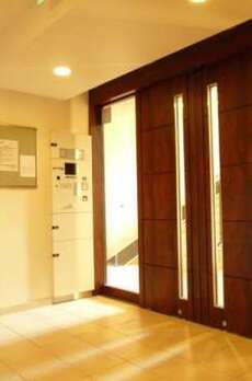 コートレアル三田綱町 