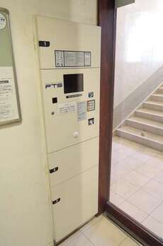 コートレアル三田綱町 