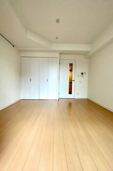 レジディア四谷三丁目 