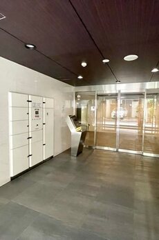 レジディア四谷三丁目 