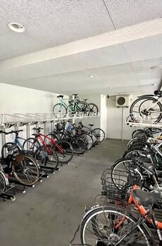 レジディア四谷三丁目 