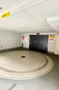 レジディア四谷三丁目 