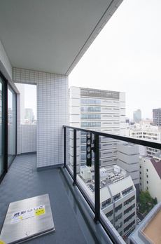 リブクオーレ神保町 