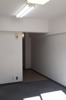 カプリース青山 