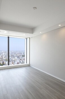ラトゥール新宿ガーデン 